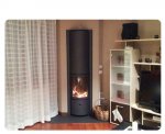 Stufa-caminetto con focolare girevole a 360°, installato a Moruzzo (UD)